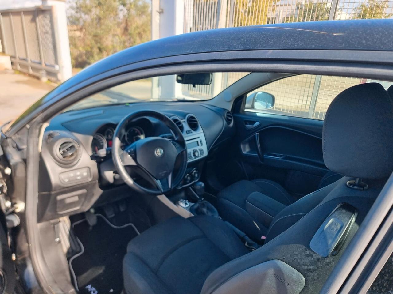 Alfa Romeo MiTo 1.3 JTDm-2 95 CV S&S Distinctive Sport Pack