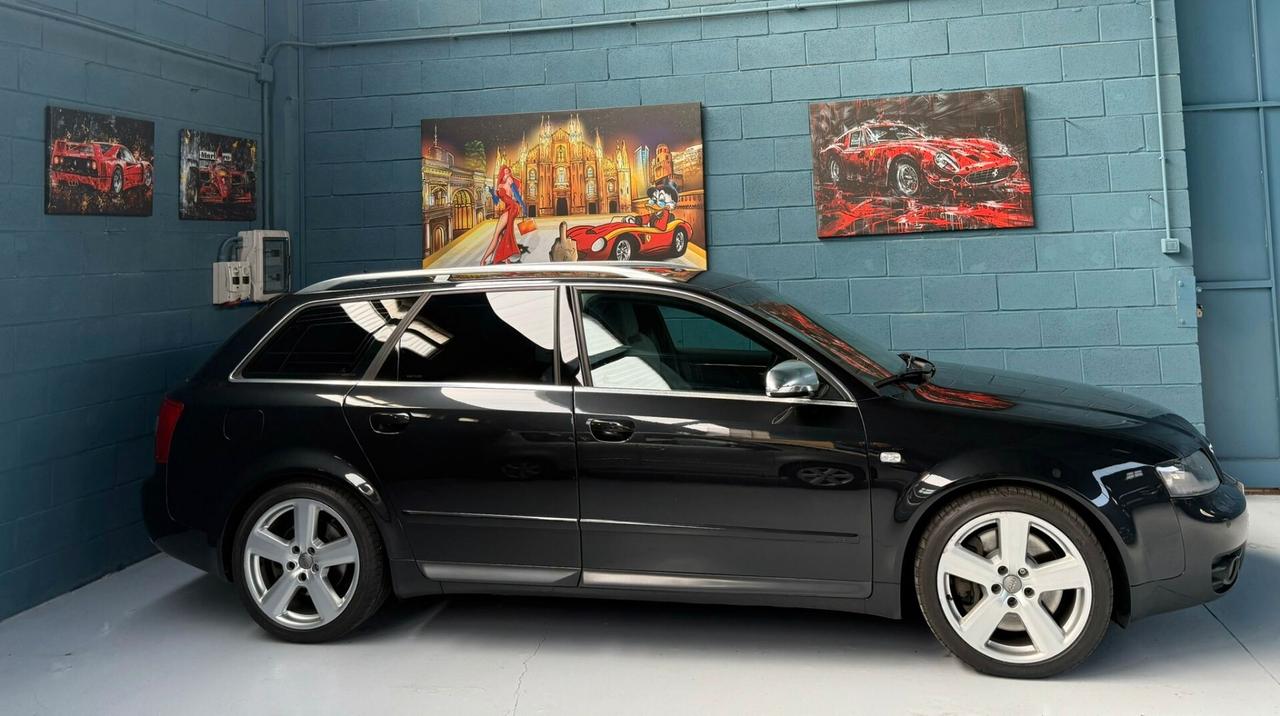 S4 4.2 V8 CRS ASI E SCARICO ABT - TETTO - RECARO CON CAMBIO MANUALE