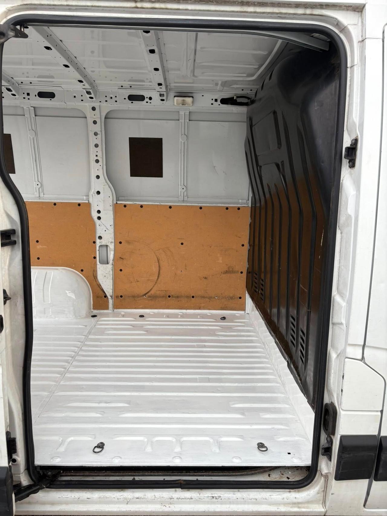 Renault Master 2.3 dCi/110 PC-TN uniprò