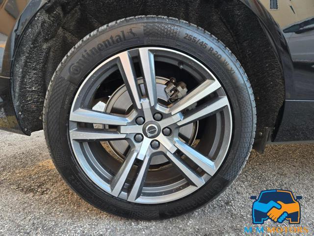 VOLVO XC60 T6 Recharge Plug-in Hybrid AWD Inscription Express