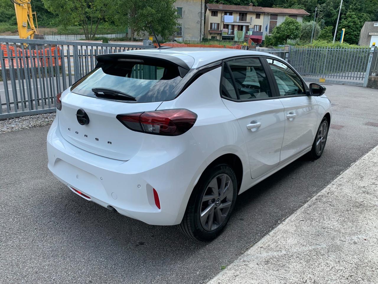 Opel Corsa 1.2 100 CV Edition