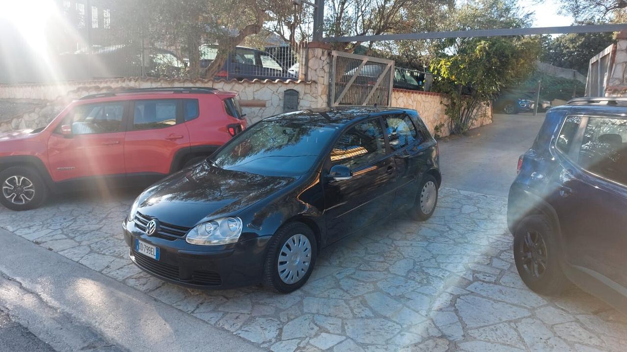 VOLKSWAGEN GOLF 5 PREZZO TRATTABILE