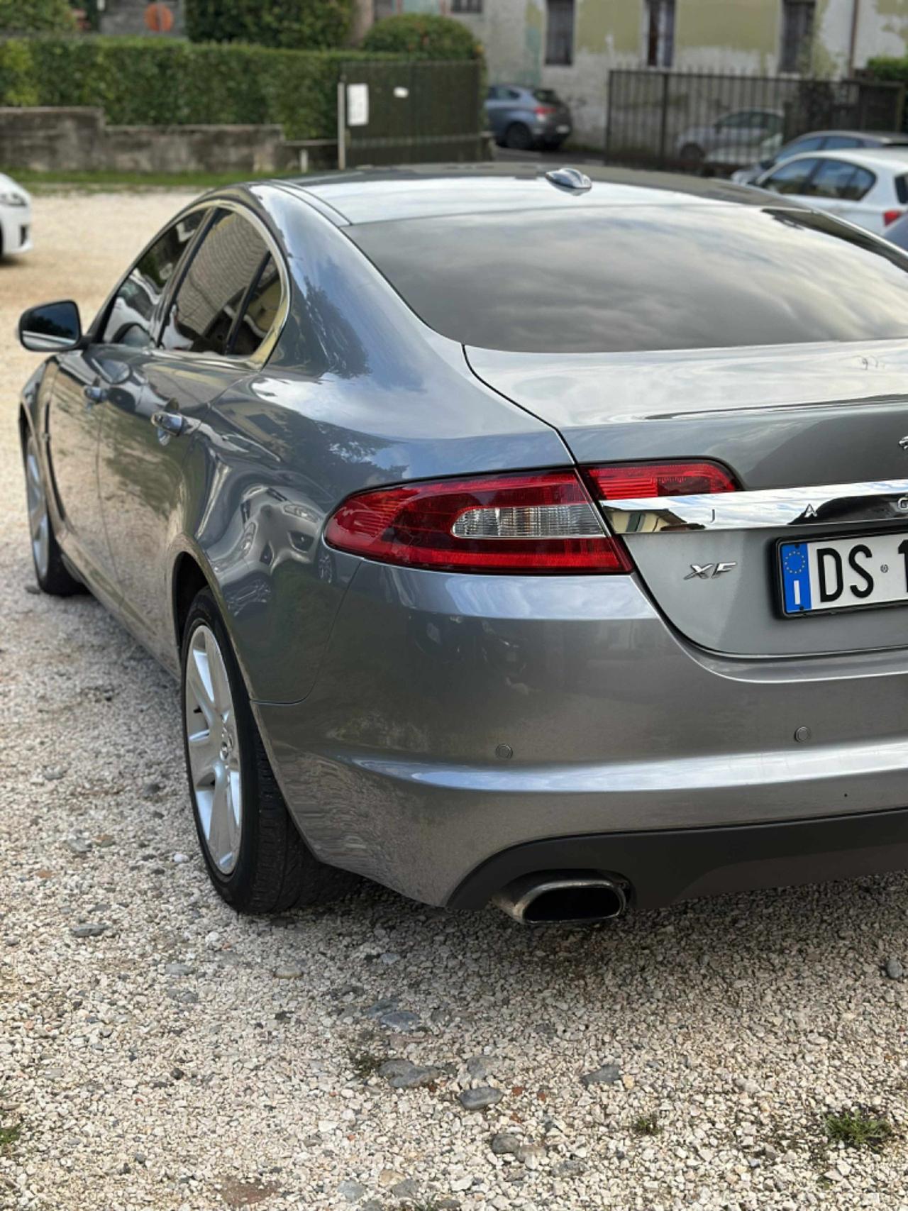 Jaguar XF 3.0 V6 PREMIUM LUXURY KMCERT GARANZ UNICOPR