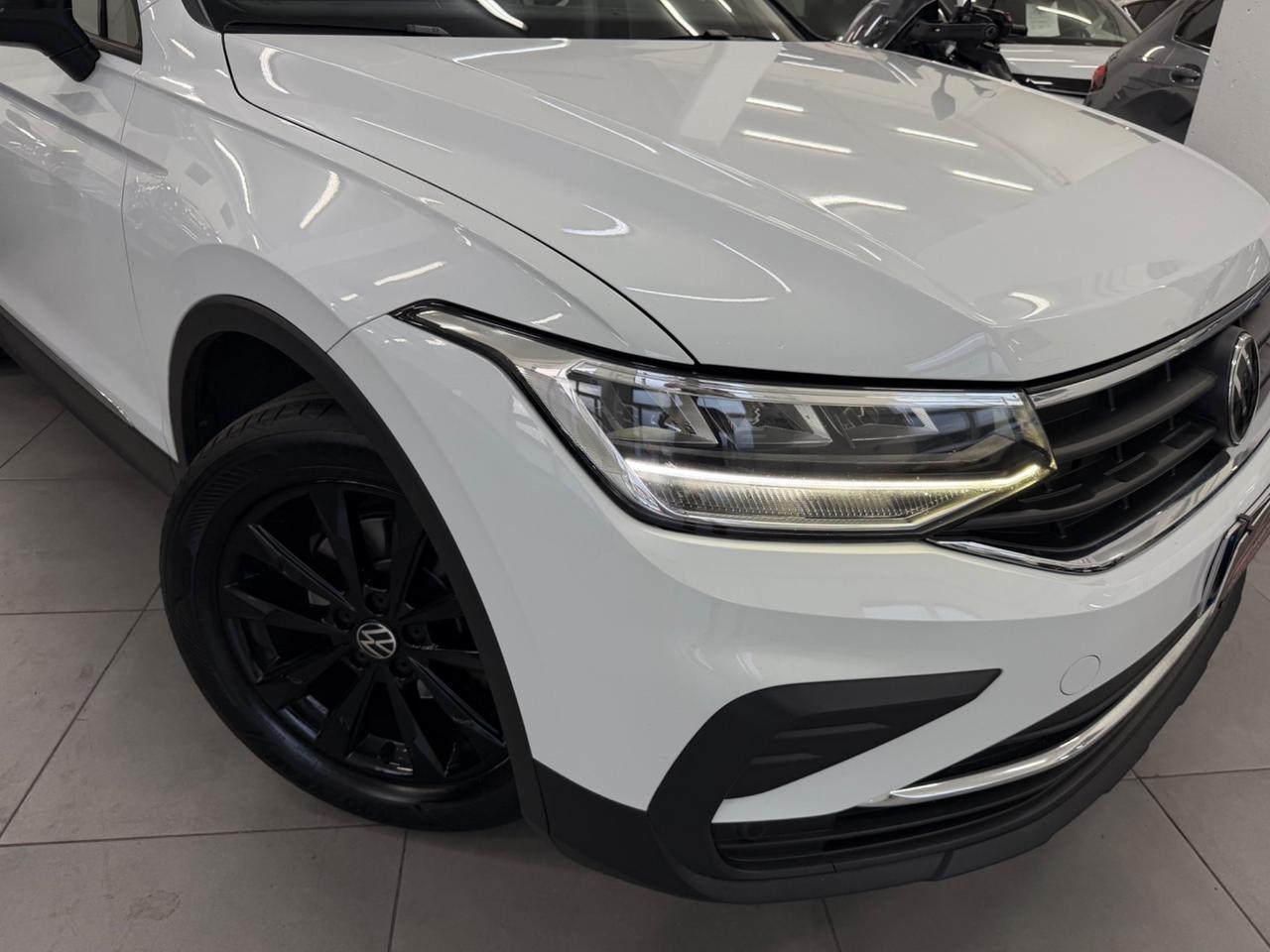 VW Tiguan 2.0 TDI 150 CV SCR DSG FINANZIABILE