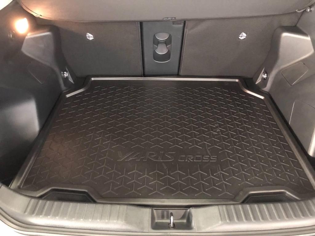 Toyota Yaris Cross 1.5 H Lounge FWD E-CVT