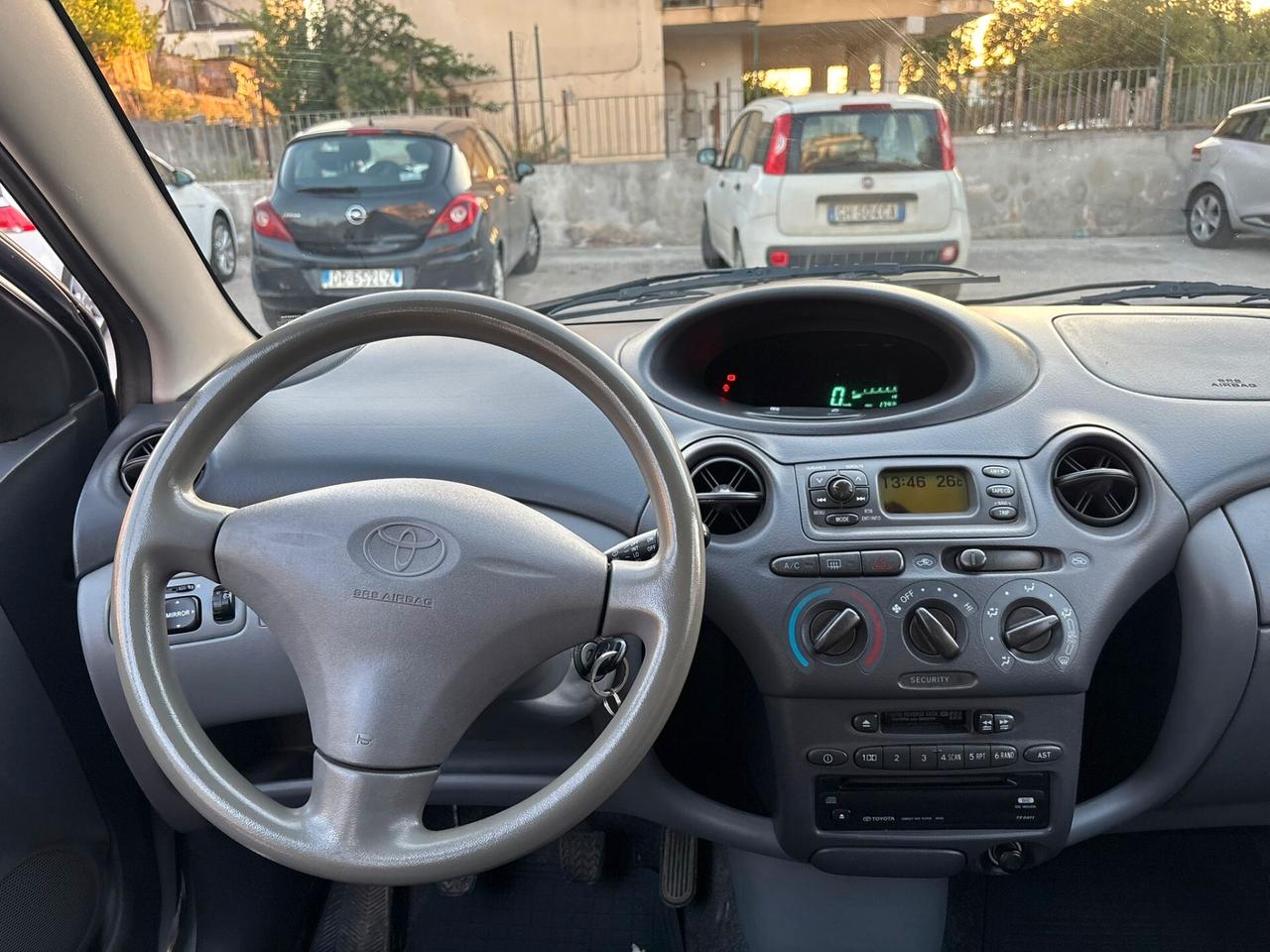 Toyota Yaris 1.0i 16V cat 3 porte