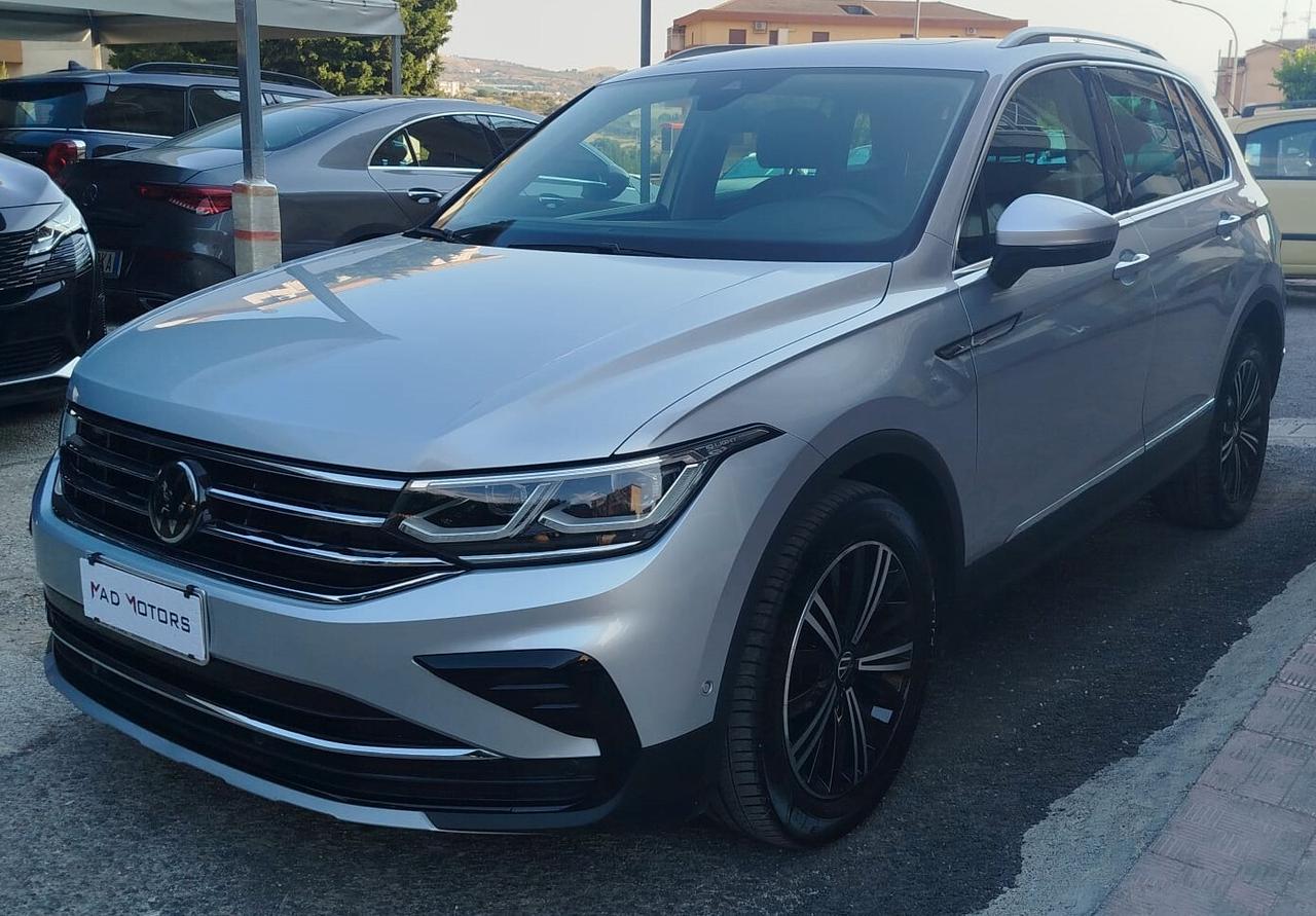 Volkswagen Tiguan 2.0 TDI 150 CV SCR DSG Elegance IVA TETTO 2022