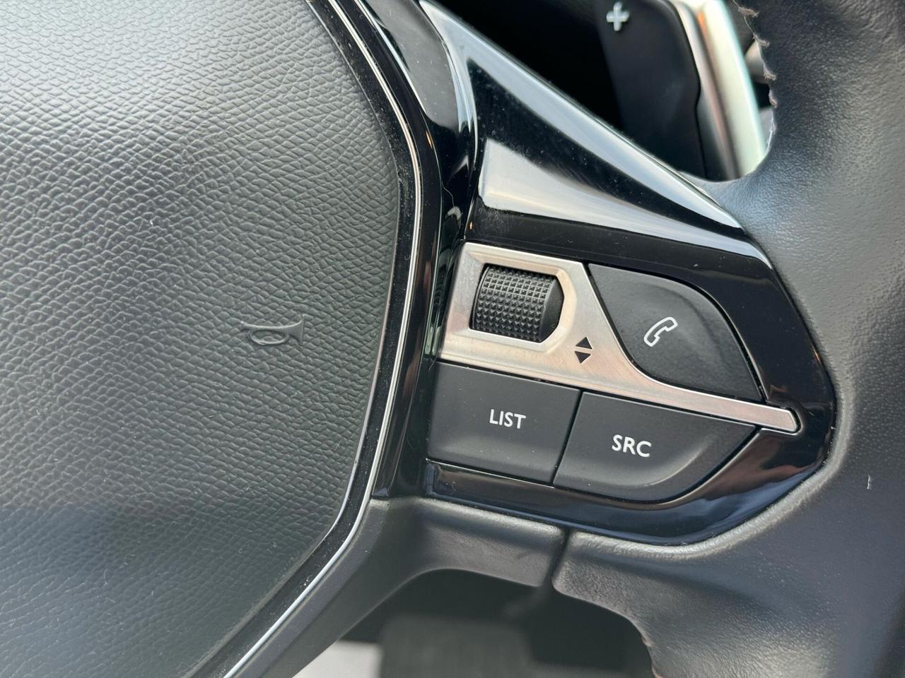 Peugeot 3008 BlueHDi 130 S&S EAT8 Active Business