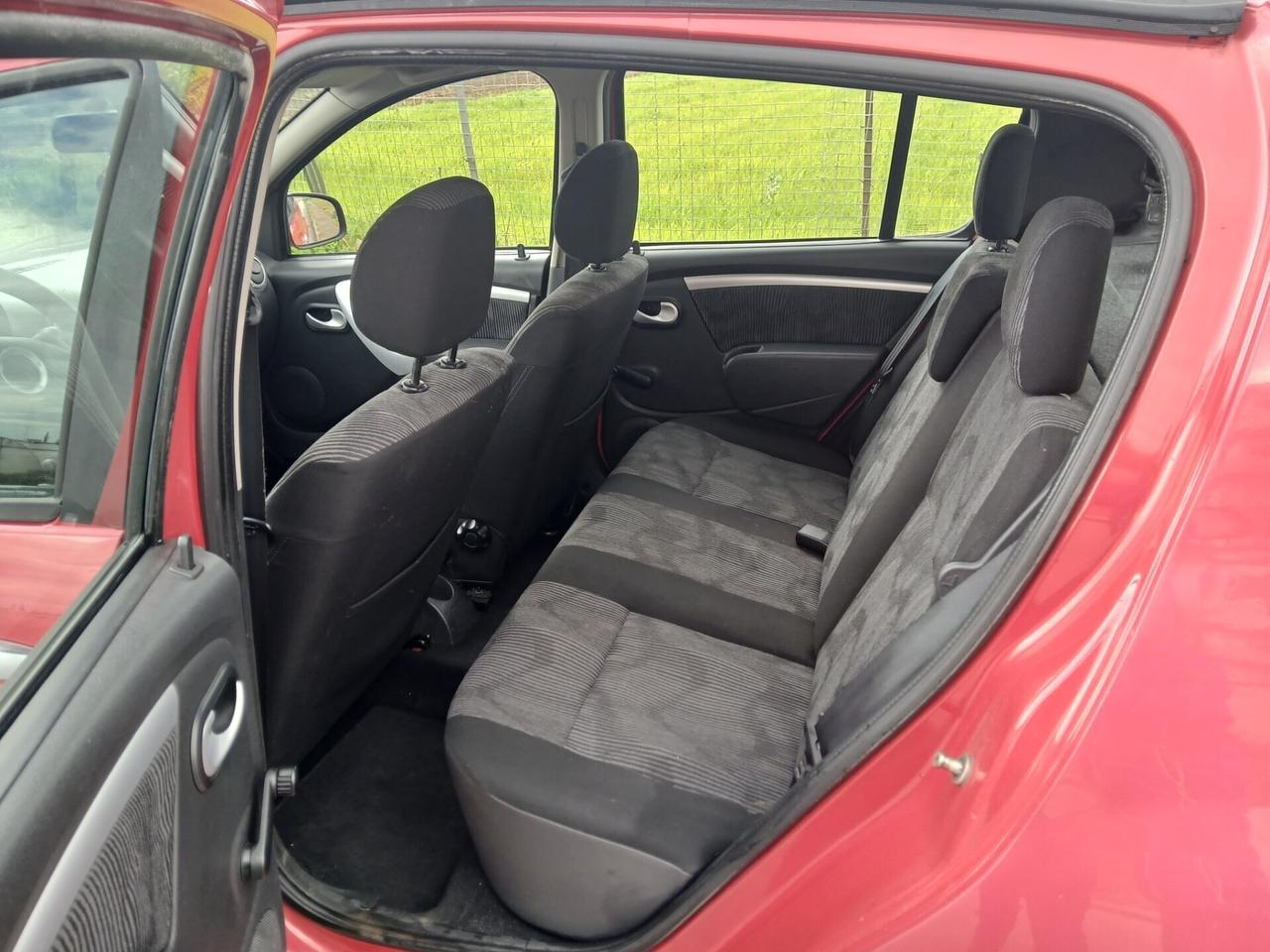 Dacia Sandero 1.4 8V GPL scade nel 2030 Laur&eacut