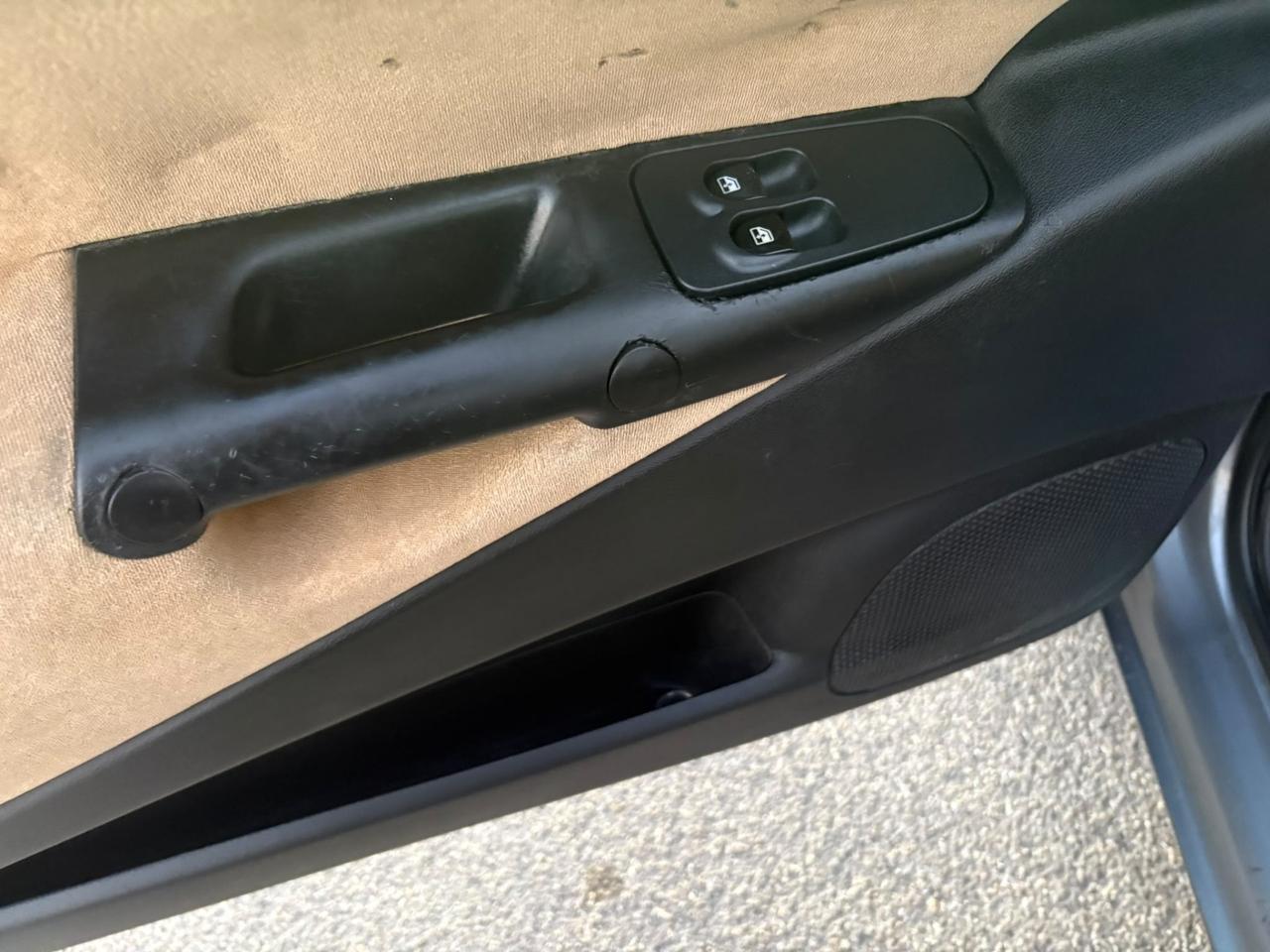 Lancia Ypsilon 1200 Argento 2005