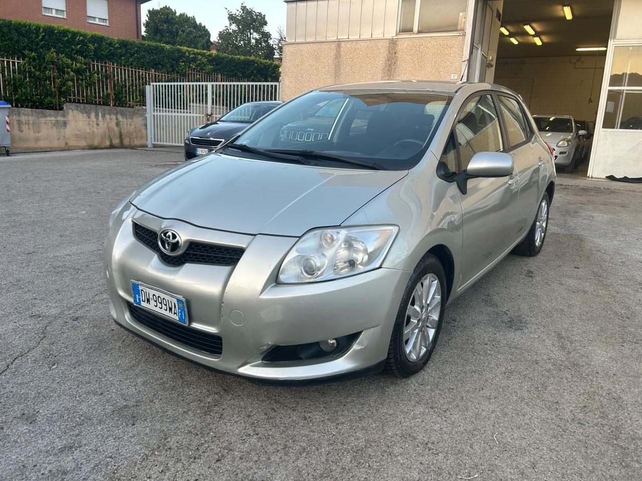 Toyota Auris 2.0 D-4D 136000km