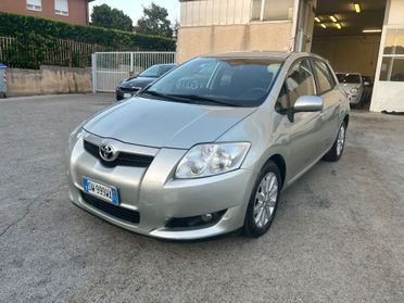 Toyota Auris 2.0 D-4D 136000km