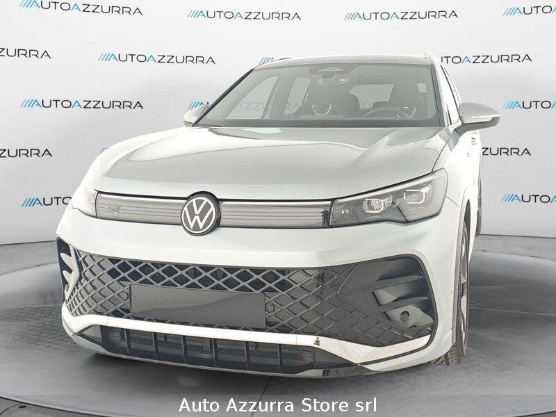 Volkswagen Tiguan Tiguan 2.0 tdi R-Line 150cv dsg *PROMO AZZURRA*