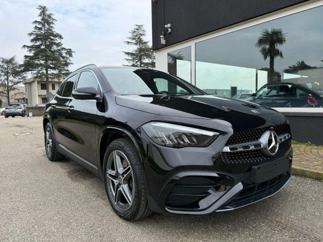 MERCEDES-BENZ GLA 200 d Automatic AMG Line Premium NAVI - LED - 19