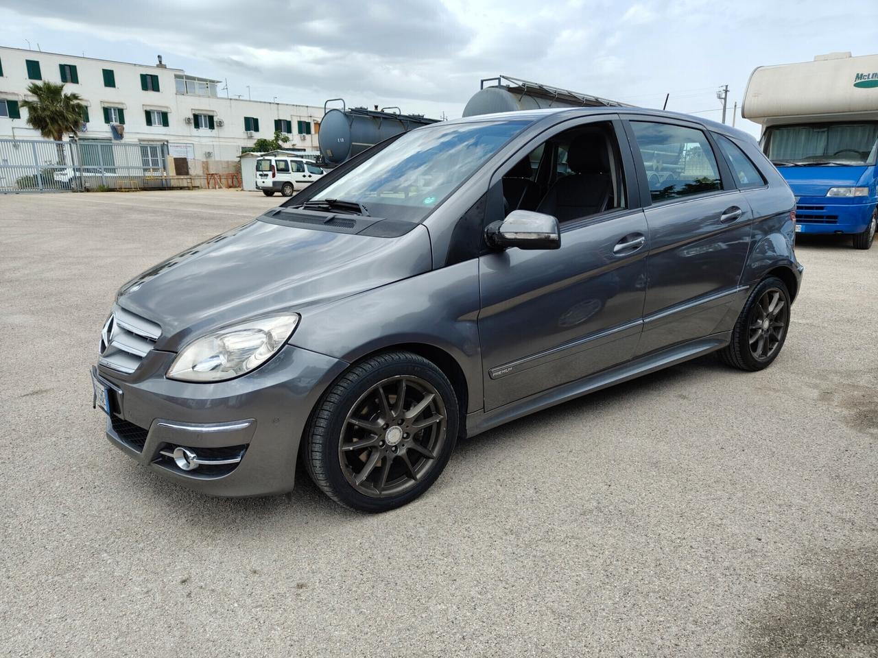 Mercedes B 180 CDI Premium 2011