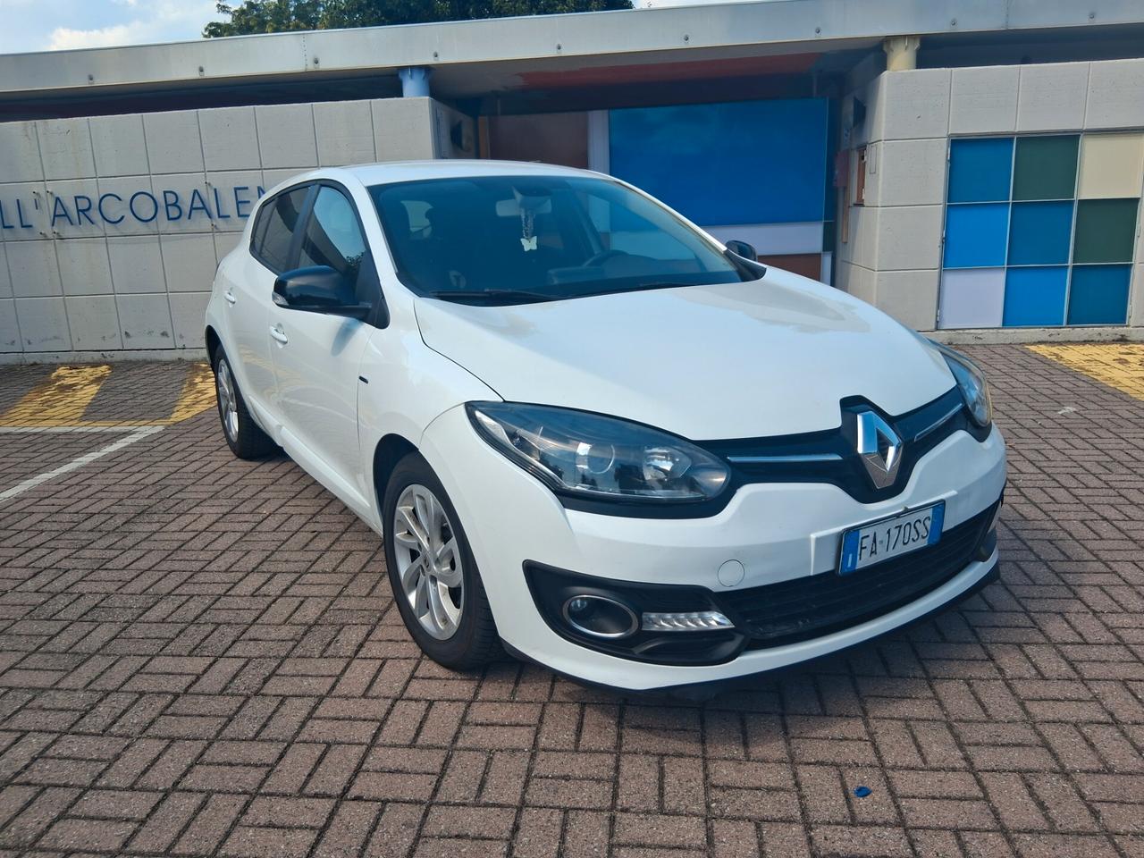 CELL 320 147 1147 WUATSAPP 3276540940. Megane Mégane 1.5 dCi 95CV SporTour Limited