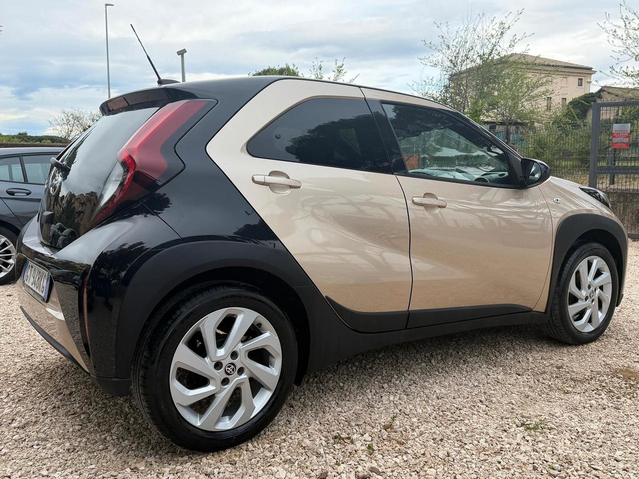 Toyota Aygo X 1.0 VVT-i 72 CV 5 porte Trend