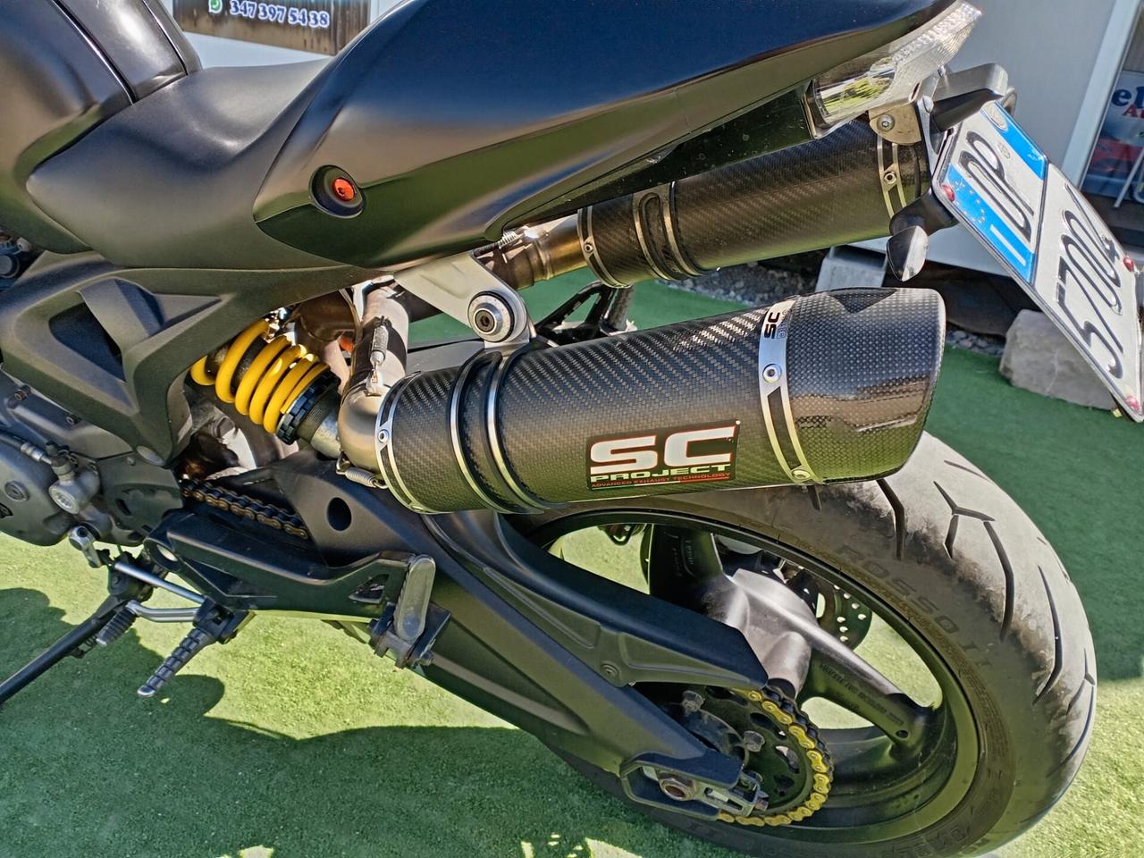 DUCATI MONSTER NAKED