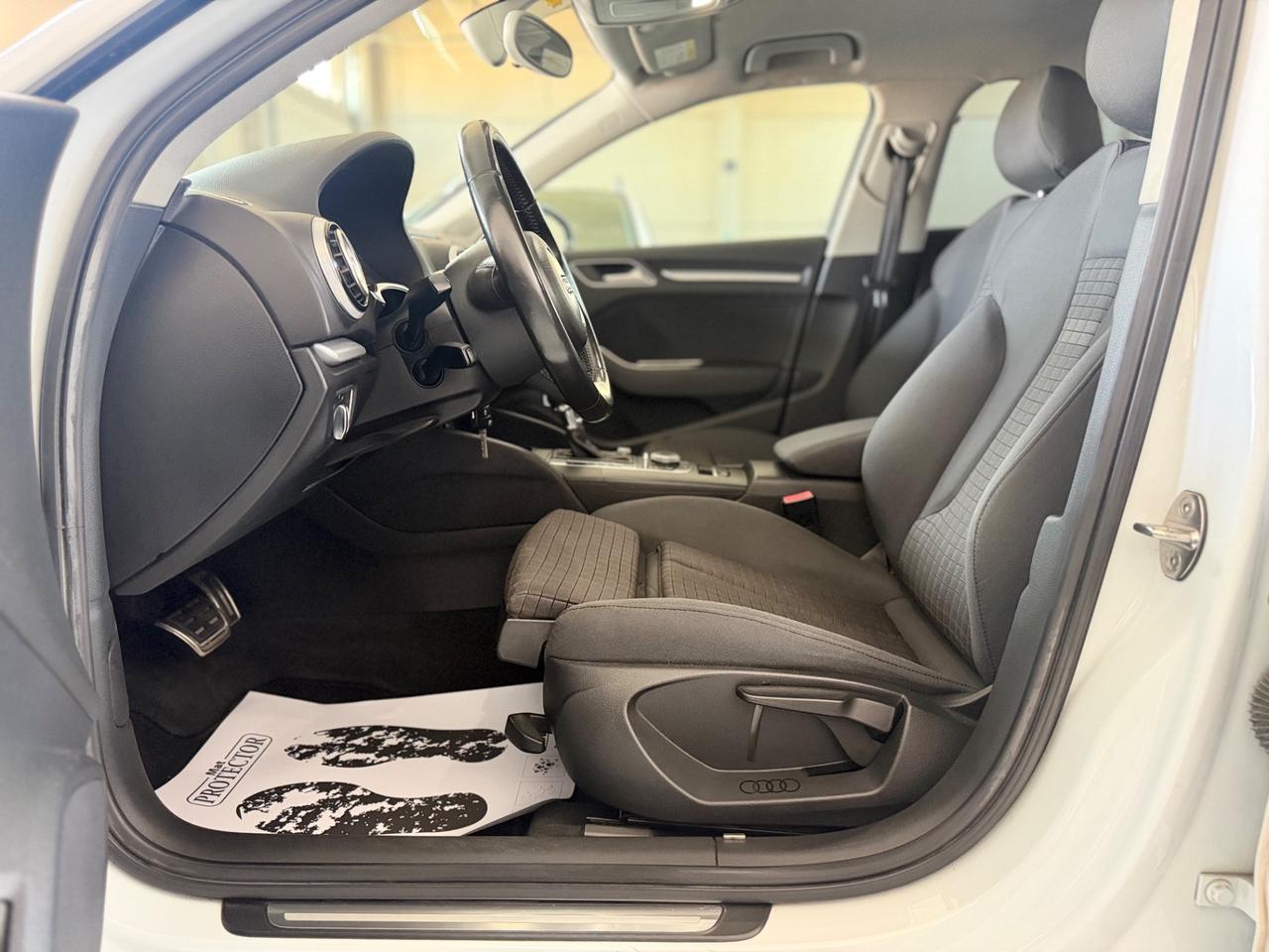 Audi A3 1.6 TDI S tronic Ambition NEOPATENTATI