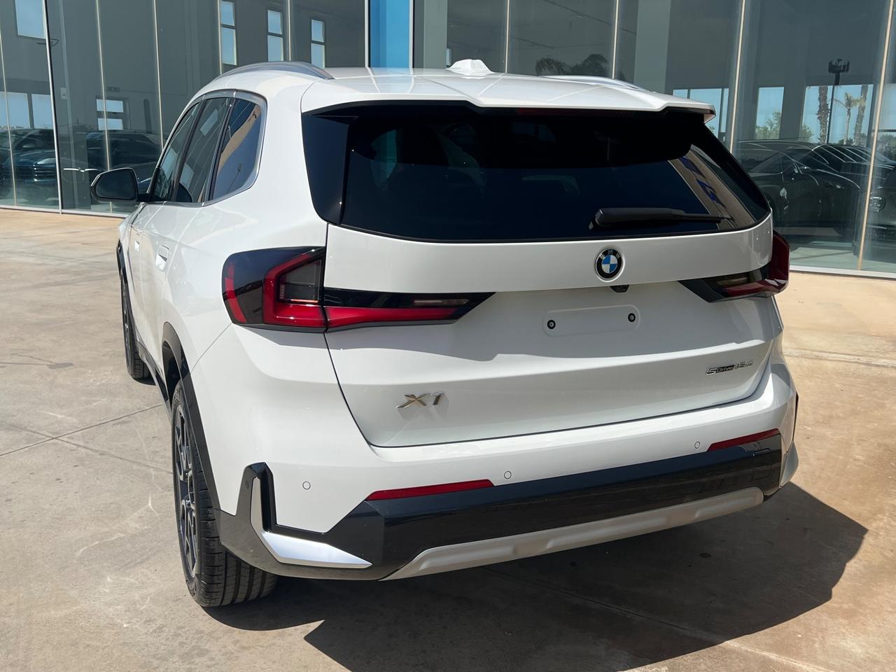 Bmw X1 sDrive 18d xLine possibilità noleggio no scoring