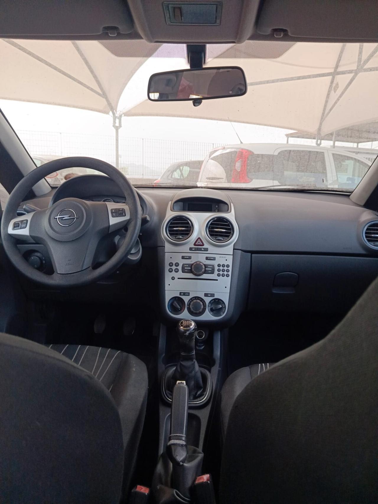 Opel Corsa 1.2 80CV 5 porte GPL-TECH Club