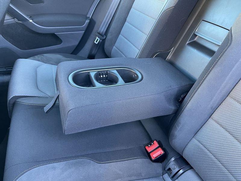 Volkswagen Golf 5p 1.6 tdi Sport Edition 110cv dsg