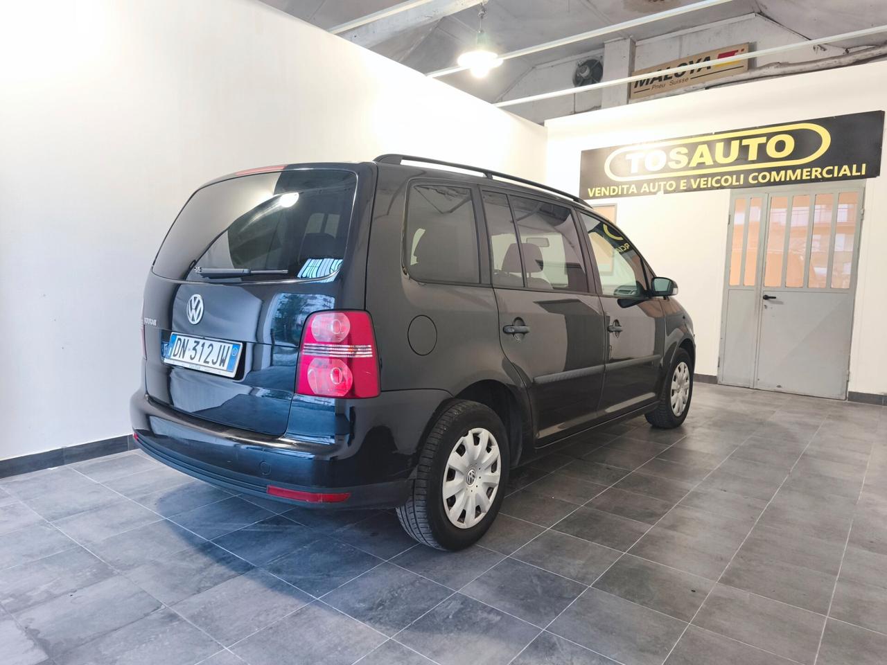 Volkswagen Touran 1.6 Ecofuel metano 102 cv