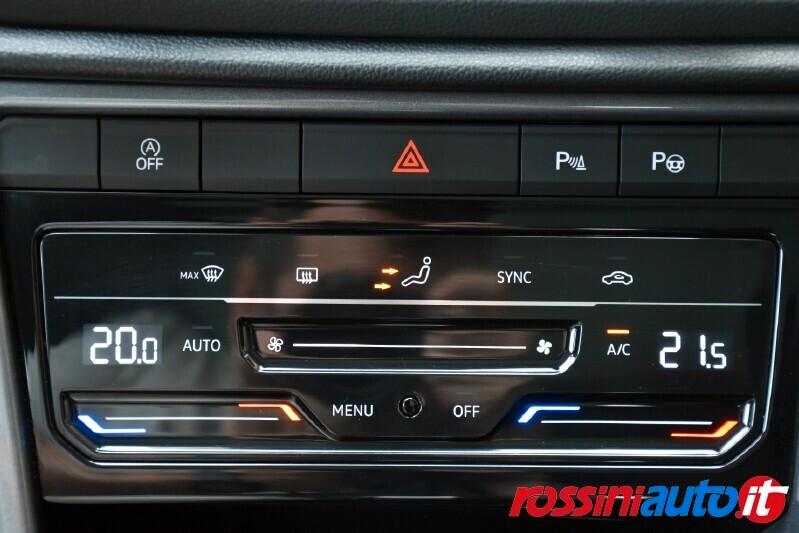 VOLKSWAGEN T-ROC 1.5 TSI 150 CV DSG STYLE + TETTO PANORAMA + RETROC