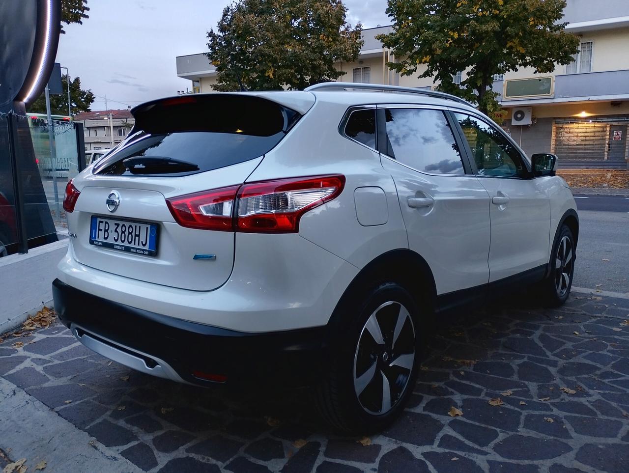Nissan Qashqai 1.5 dCi Tekna