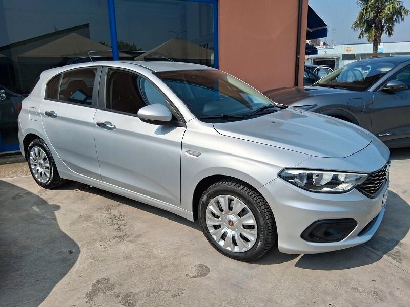 Fiat Tipo 1.3 Mjt S&S 5 porte Easy