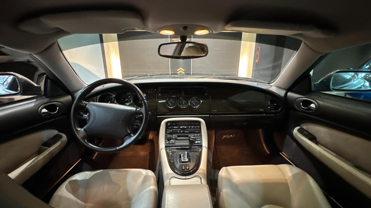 Jaguar XK8 4.0 Coupé 284CV ASI - 1998
