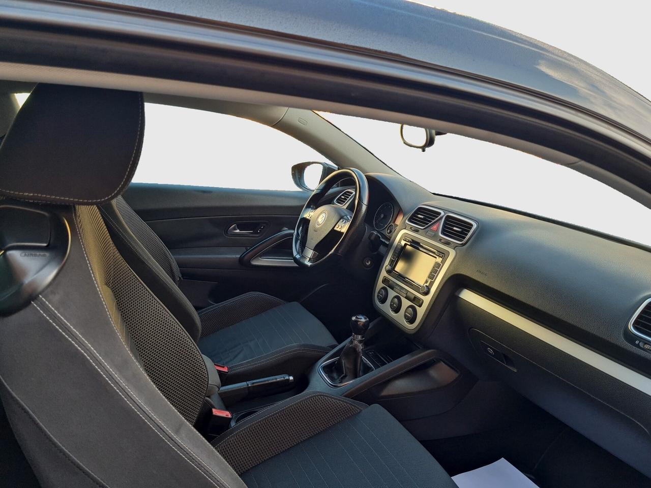 Volkswagen Scirocco 1.4 TSI 160CV