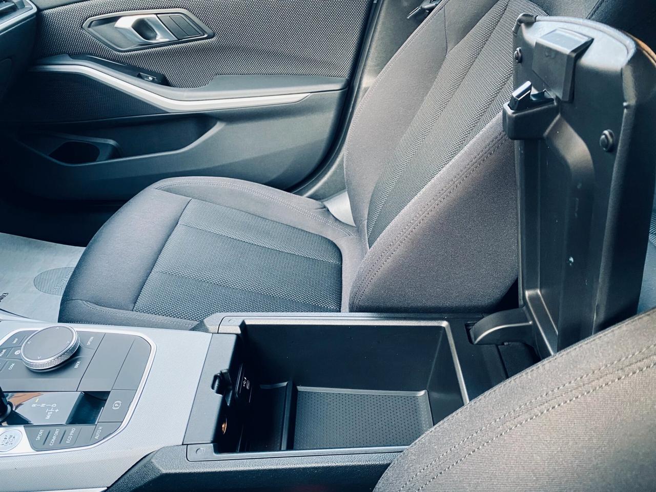 Bmw 320d Touring Business Advantage - CAMBIO AUTOMATICO