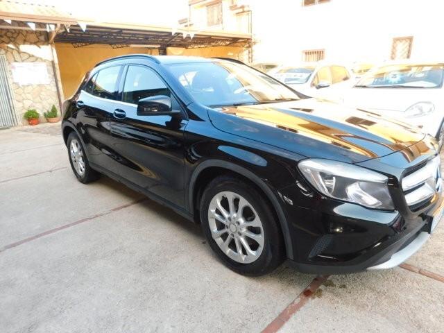 Mercedes-benz GLA 200 d Premium