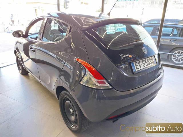 LANCIA Ypsilon 1.2 69 CV 5 porte Gold