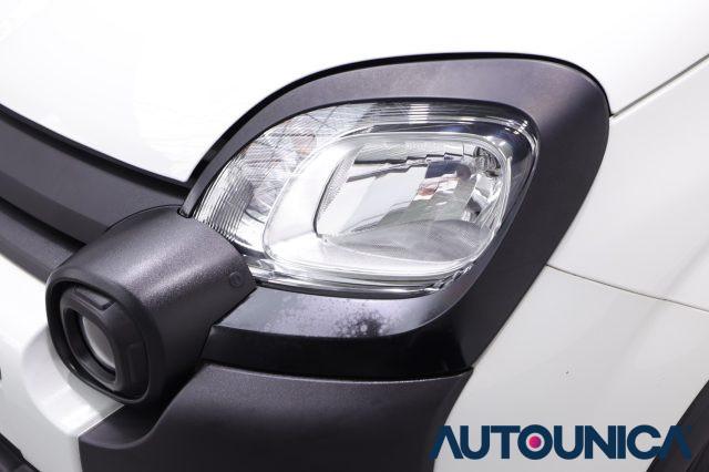FIAT Panda 1.0 FIREFLY S&S HYBRID CITY CROSS NEOPATENTATI