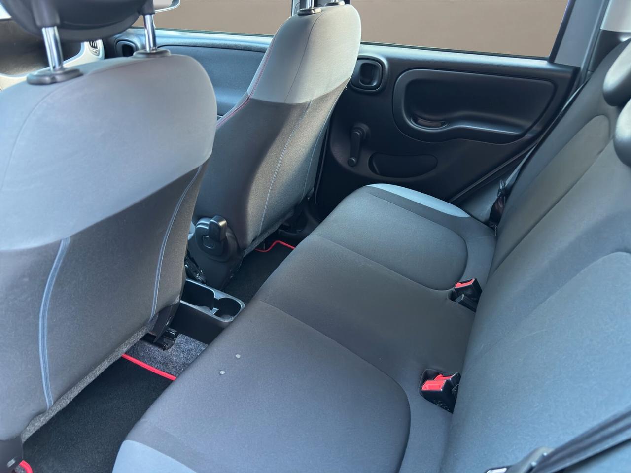 Fiat Panda NEOPATENTATI - BENZINA 5 POSTI