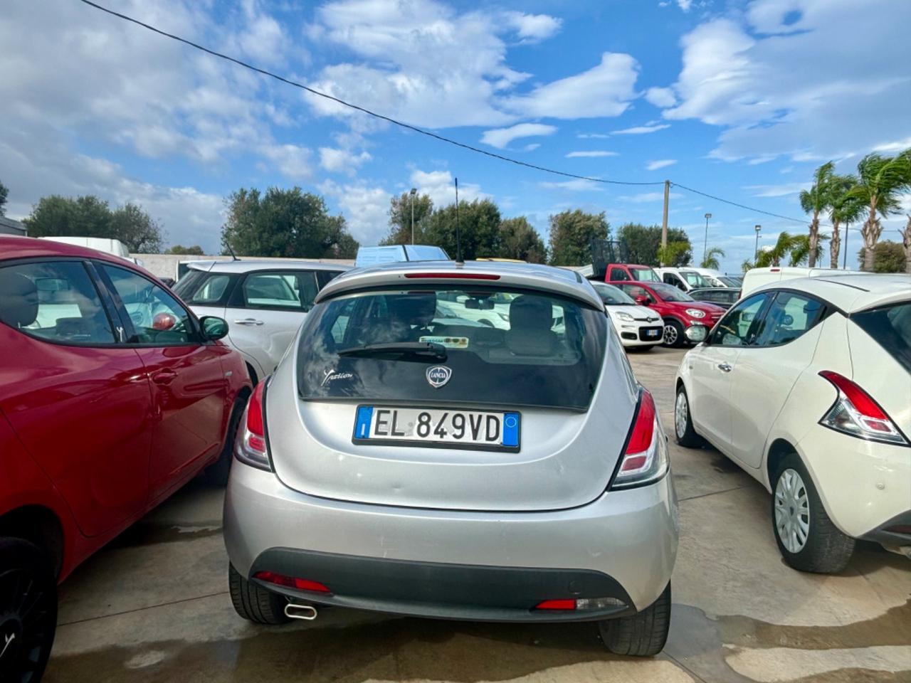 Lancia Ypsilon 1.2 69 CV 5 porte Ecochic Gold - 130000 km