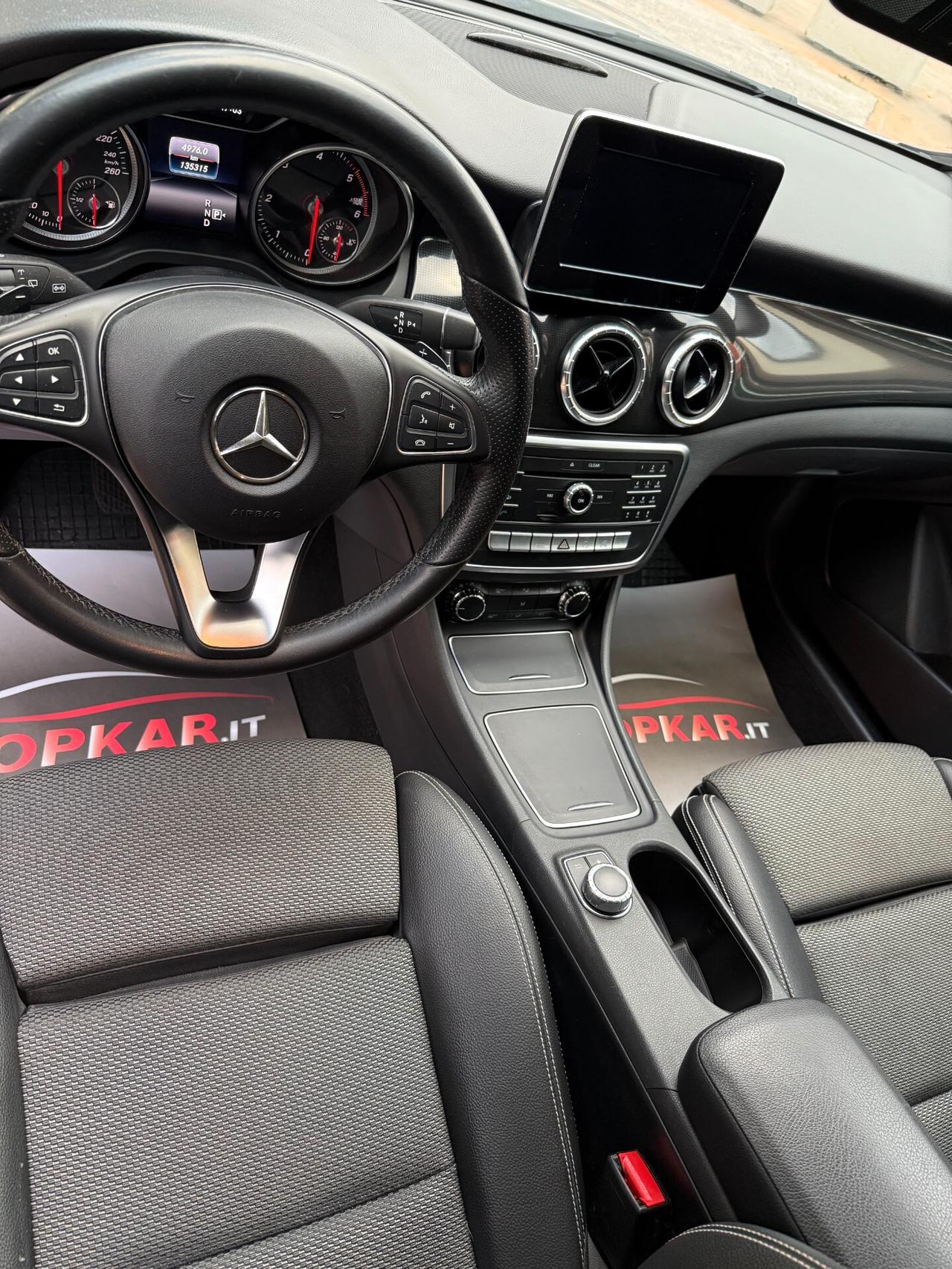 Mercedes-benz CLA 180 d S.W. Automatic Premium - Shooting Brake