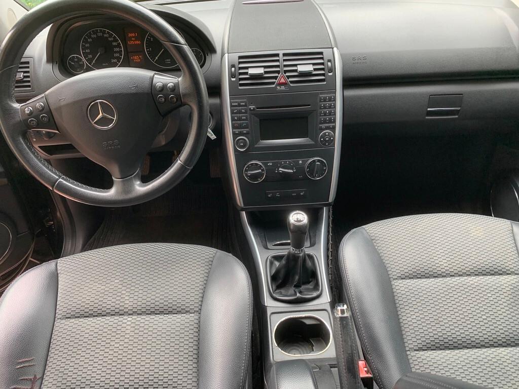 Mercedes-benz A 160 BlueEFFICIENCY Elegance