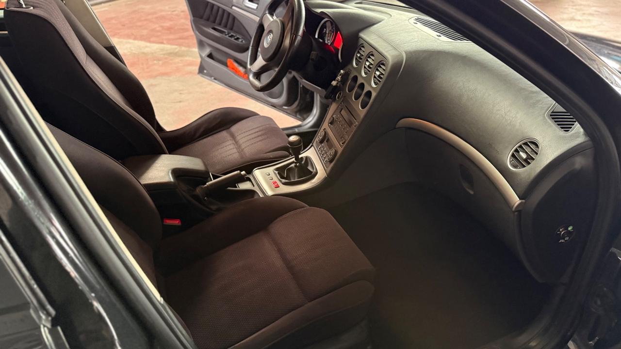 Alfa Romeo 159 1.9 JTDm 16V Sportwagon TI