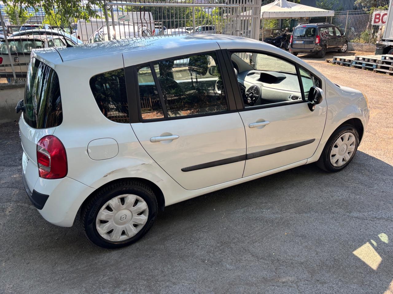 Renault Modus Grand 1.2 16V Live