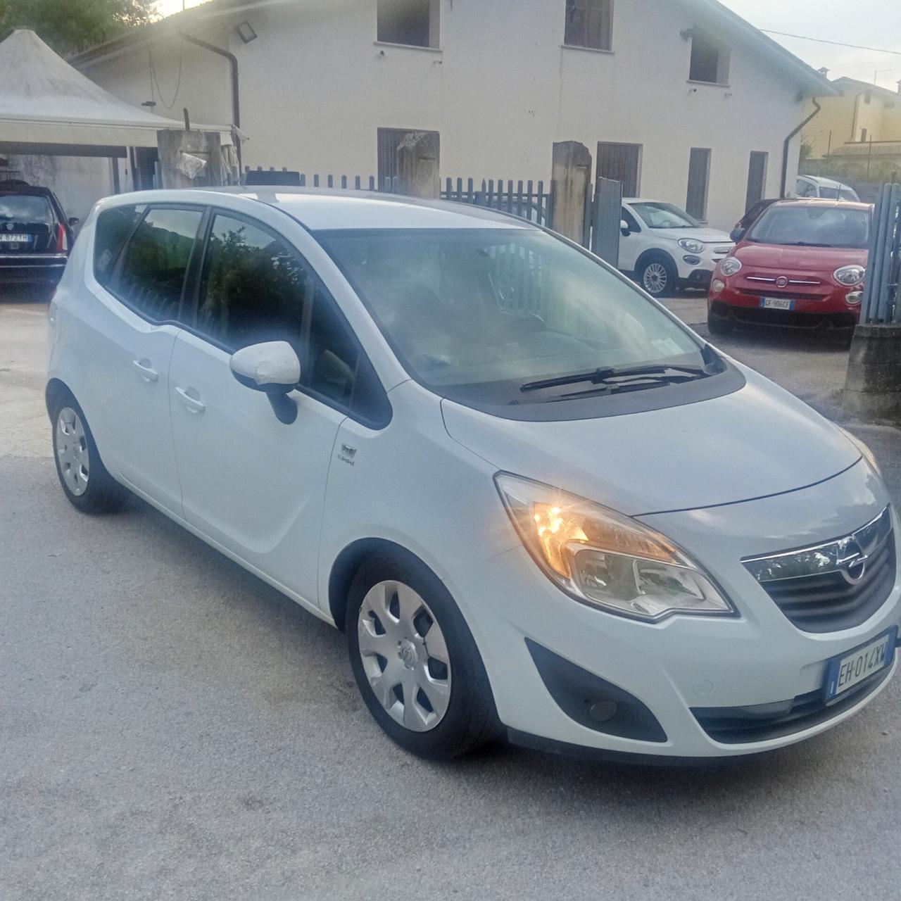 Opel Meriva 1.3 CDTI 75cv 011