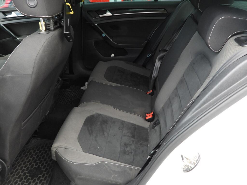 Volkswagen Golf 1.6 TDI BlueMotion Highline DSG