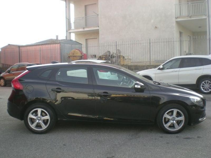 Volvo V40 1.6 d2 Momentum