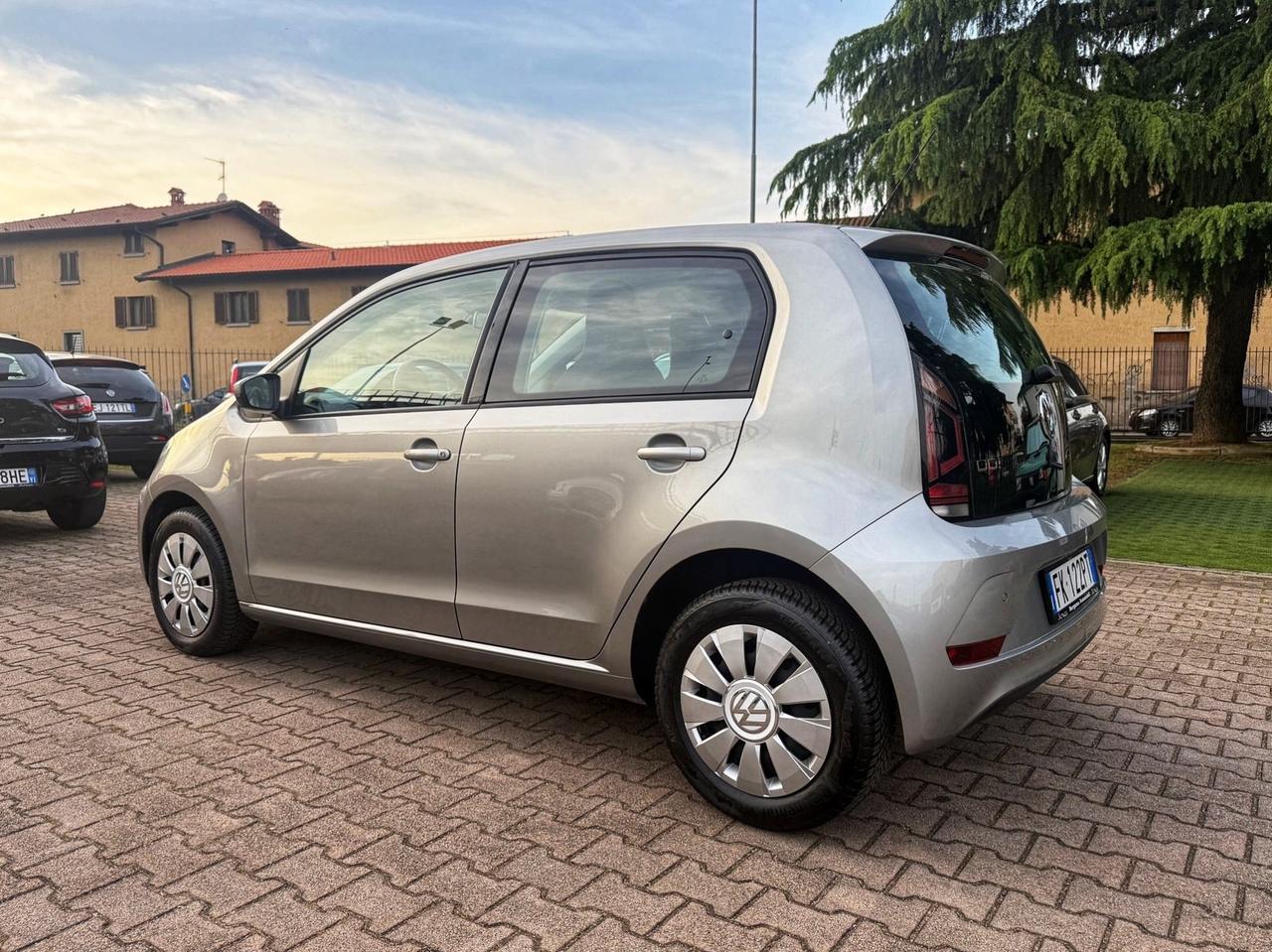 Volkswagen up! 1.0 75 CV AUTOMATICA TELECAMERA SENSORI PDC OK NEOPATENTATI