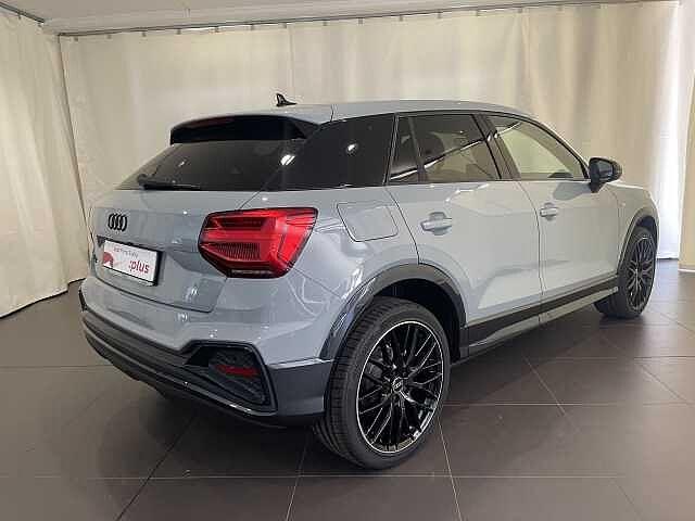 Audi Q2 35 TFSI S tronic Identity Black