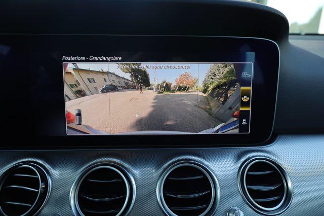 MERCEDES-BENZ E 220 d S.W. 4Matic Auto LED Luci AMBIENT Camera ACC Rad