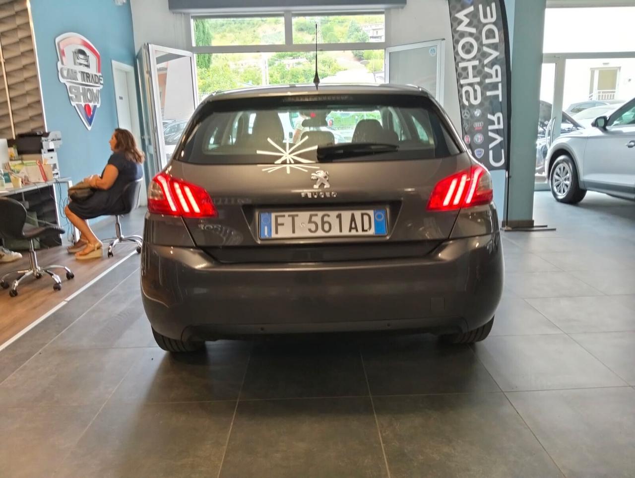 Peugeot 308 BlueHDi 130 S&S Business