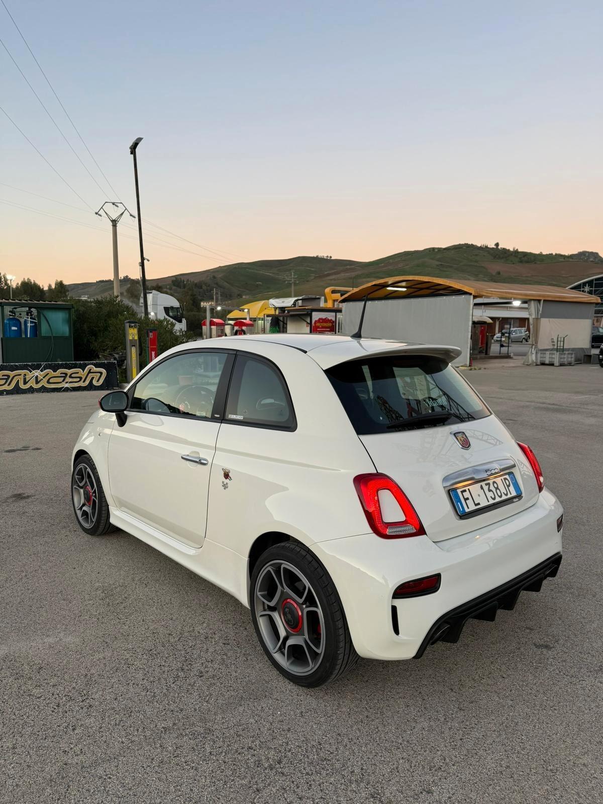 Abarth 595 1.4 Turbo T-Jet 145 CV